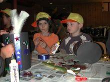 ... basteln und Zaubertricks lernen konnte man in diesem Workshop
