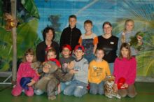 Mogli/pink: No�l Sheryl Kim Melissa Timon Selina Fabio Sharon Massi Filippo mit Silvia und Claudia
