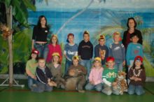Mogli/gelb: Vittoria Rouven Sascha Severin Jilia Timon Joshua Kim Lena Andrin Luca Mischa Elena mit Ruth und Natasha